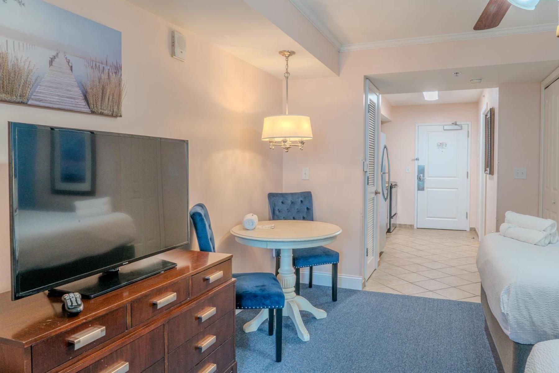 Towers On The Grove 724 Direct Oceanfront Suite Sleeps 6 Guests Myrtle Beach Exterior photo